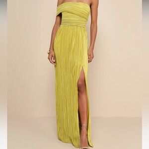 Elegant Strapless Yellow Dress